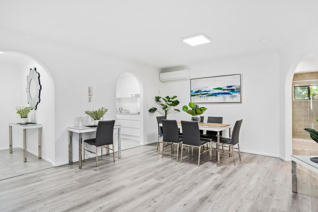 Coco Bella Retreat In Central Surfers - Sleeps 6-8 Gold Coast Extérieur photo