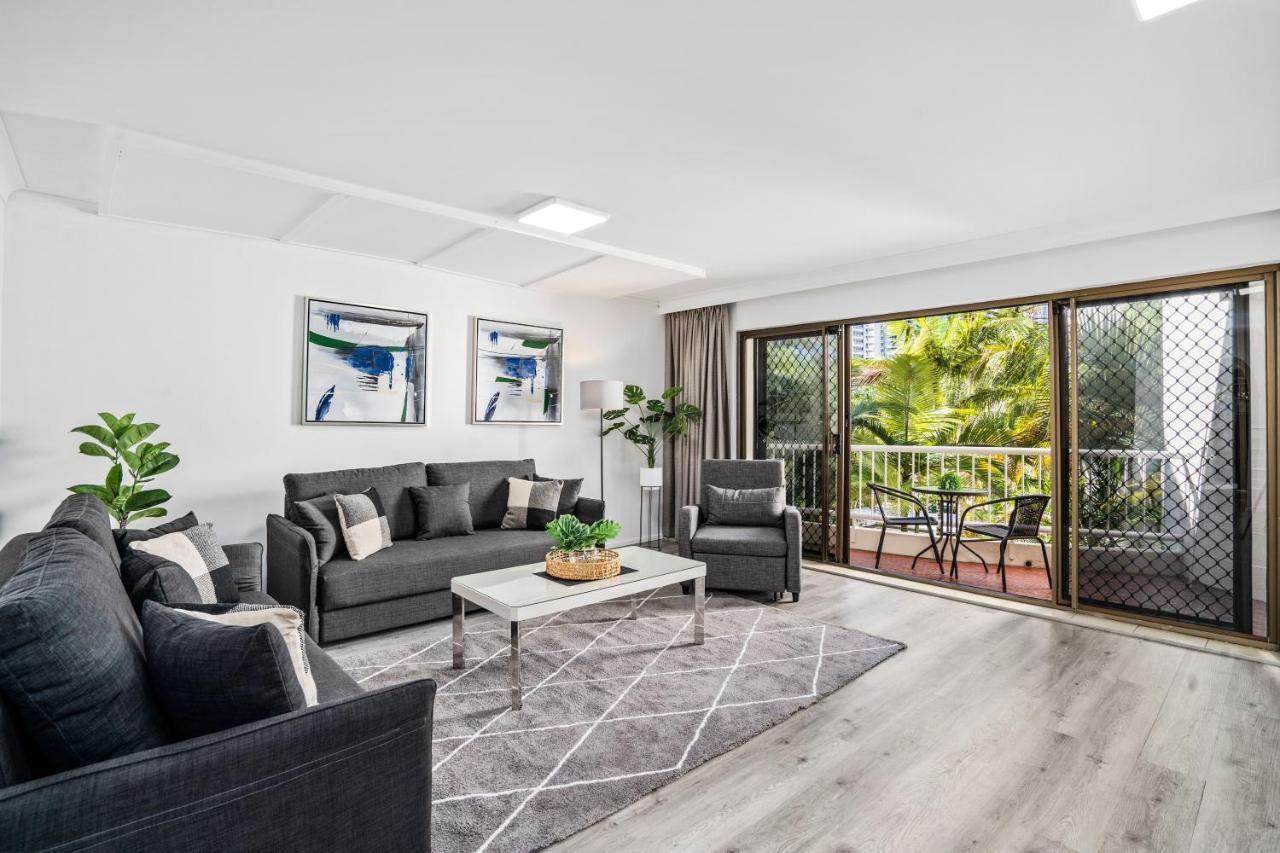 Coco Bella Retreat In Central Surfers - Sleeps 6-8 Gold Coast Extérieur photo