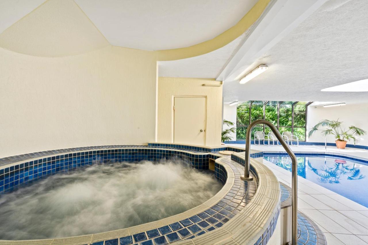 Coco Bella Retreat In Central Surfers - Sleeps 6-8 Gold Coast Extérieur photo