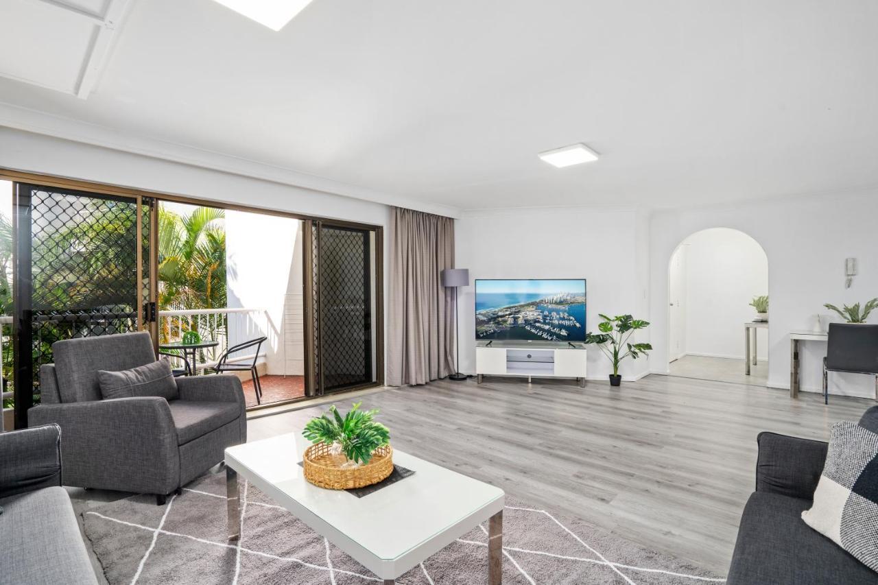 Coco Bella Retreat In Central Surfers - Sleeps 6-8 Gold Coast Extérieur photo